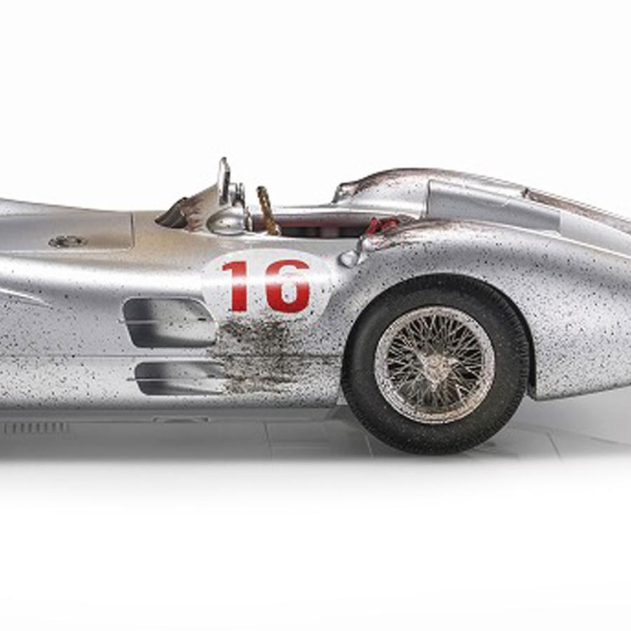 ミニカー 1/18 メルセデス ベンツ W196R ストリームライン 1954