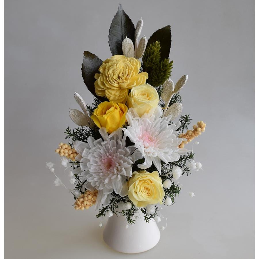 プリザーブドフラワー 仏花 白い菊 黄色のバラ 花器付 イエロー お供え お悔やみ 法要 法事 命日 仏壇 お彼岸 お盆 初盆 新盆 対制作可 中サイズ :FF10:愛彩祭-フラワーリースのお店 - 通販 - Yahoo!ショッピング プリザーブドフラワー 仏花 白い菊 黄色のバラ 花器付 イエロー お供え お悔やみ 法要 法事 命日 仏壇 お彼岸 お盆 初盆 新盆 対制作可 中サイズ :FF10:愛彩祭-フラワーリースのお店 - 通販 - Yahoo!ショッピング