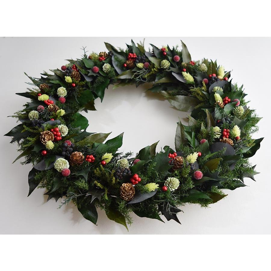 葉っぱがいっぱい 森のイメージのクリスマスリース 葉は 葉っぱがいっぱい 森のイメージのクリスマスリース 葉は
