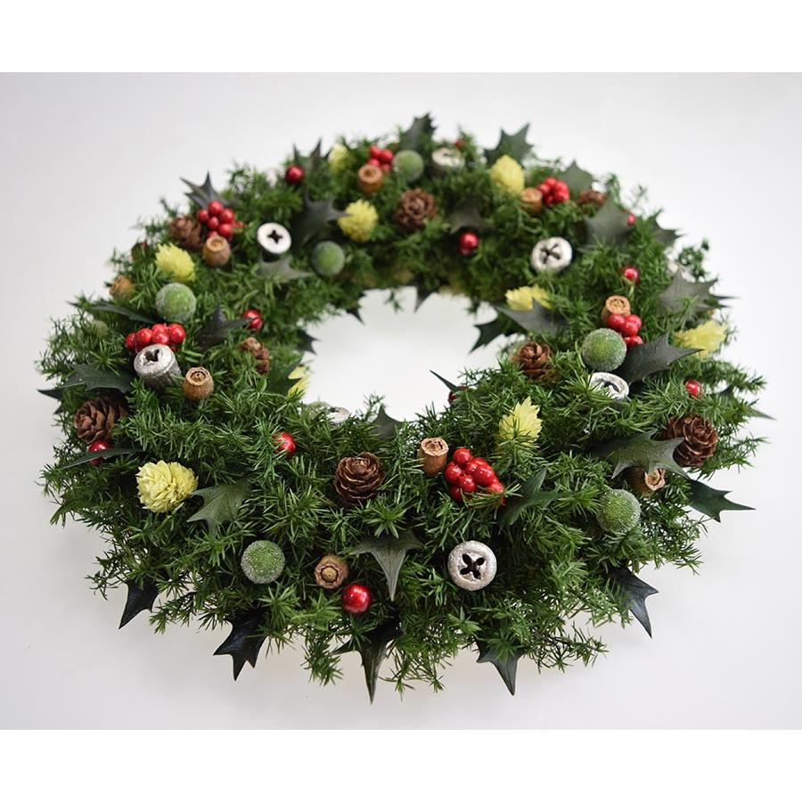 クリスマスリース ヒイラギの葉と赤い実 葉はプリザーブド加工 サイズ