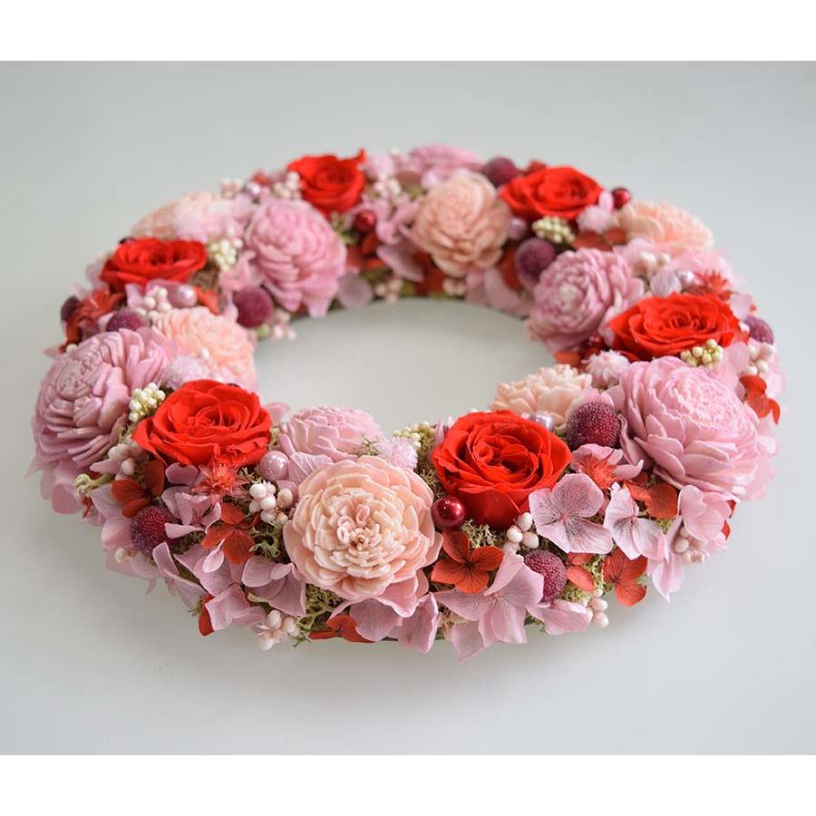 プリザーブドフラワーリース 華やかな赤いバラにピンクのお花