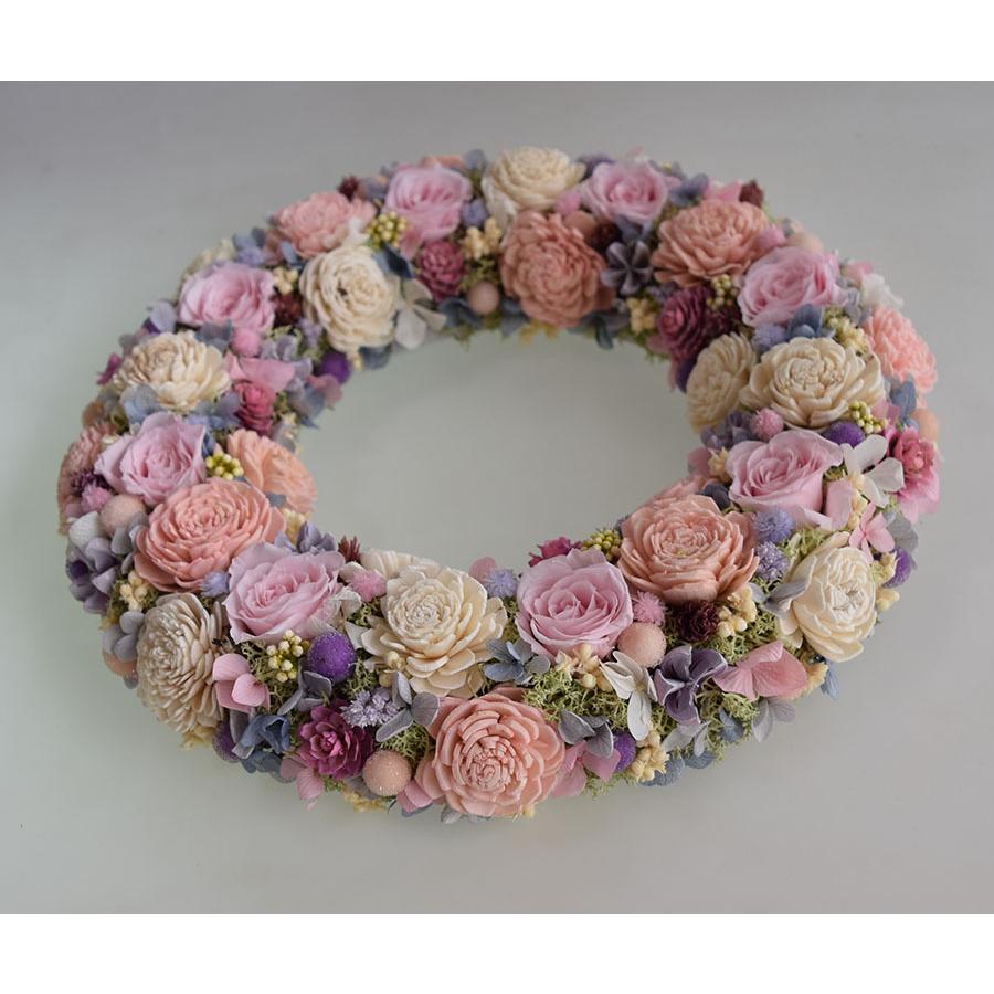 人気激安 淡いピンクのバラ 白 ピンク 紫のお花 優しい色合いのプリザーブドフラワーリース ギフト プレゼント 誕生日 Wantannas Go Id