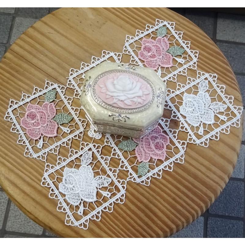 ai 即納 薔薇のミニドイリー 約15×21cm ティーマットに テーブルに愛