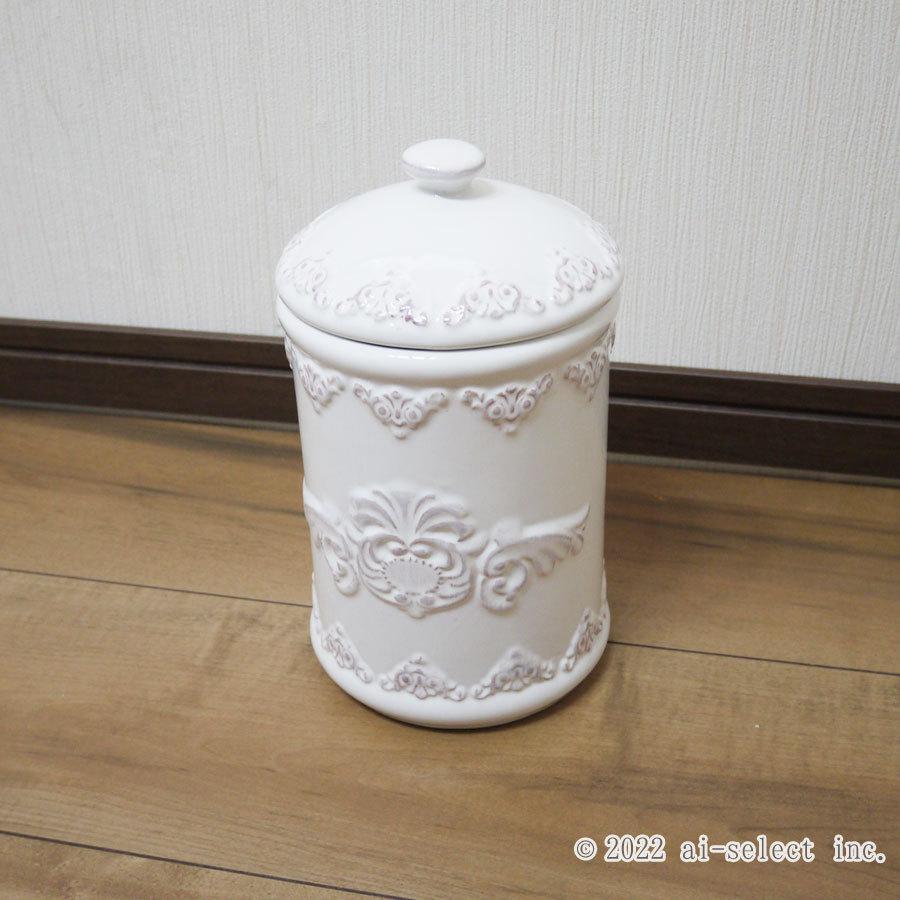 シャビー トイレポット エチケットポット 見つけました 即納コーナーポット 陶器 ホワイト ロイヤルアーデン ロココ アイセレクト ai-select おしゃれ かわいい |  | 01