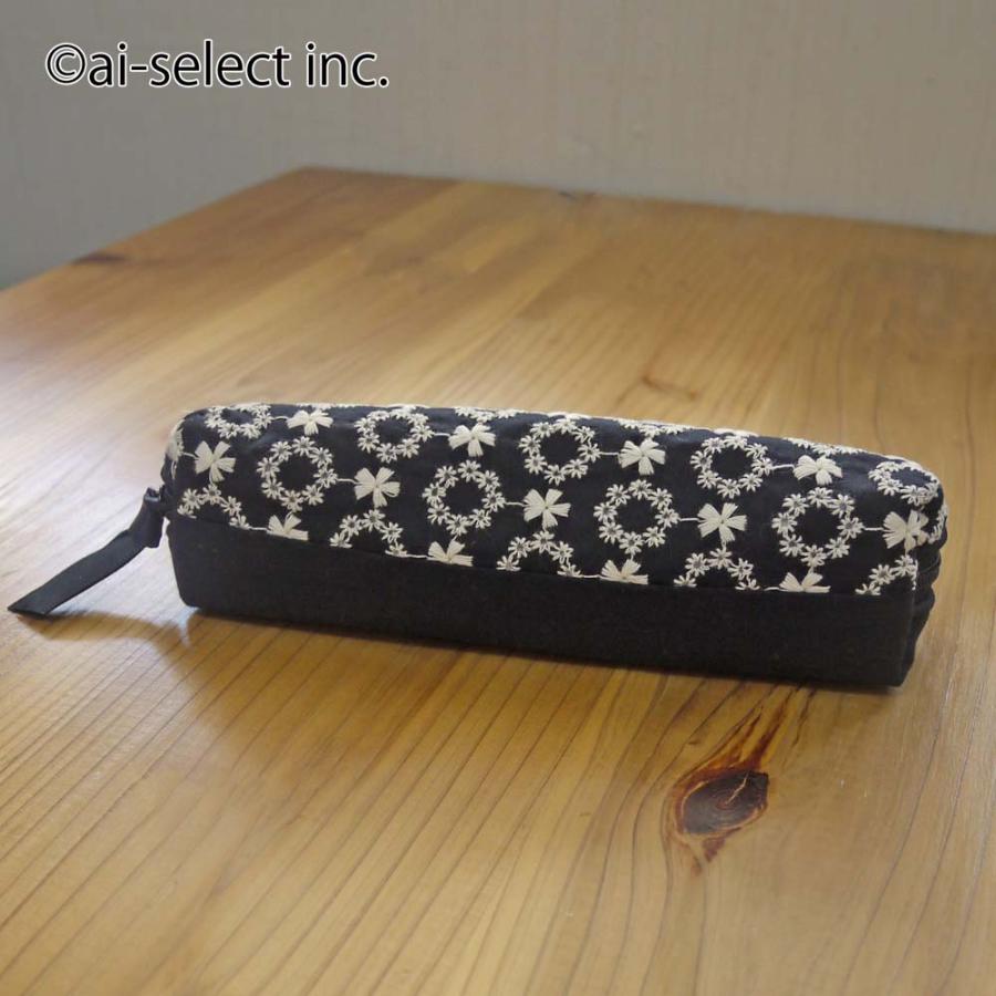 ai 刺繍が可愛い 眼鏡ケース メガネケース フラッフィーフラワー smz あすつく 軽量 sl サングラスケース おしゃれ ブラック 黒 花 ce |  | 03