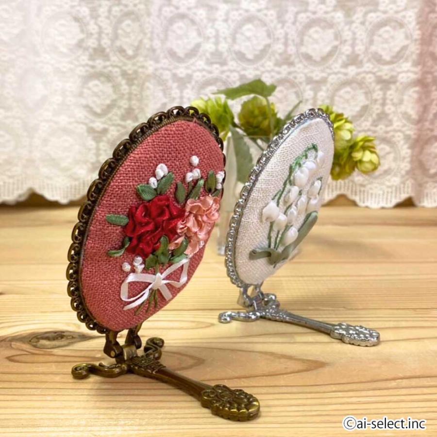 アンティーク ブラシ・鏡セット ミラー ヴィクトリアン 手鏡 刺繍 花柄 携帯手鏡 ハンドミラー リボン刺繍 スズラン カーネーション