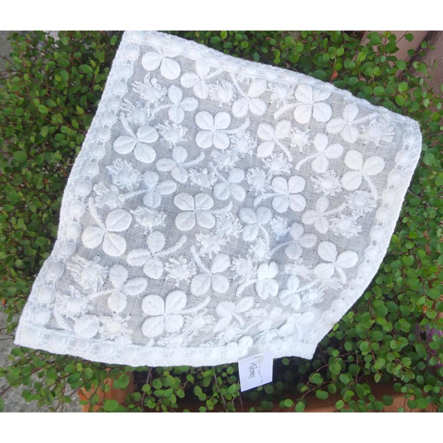 ガーゼタオル 今治発 クローバー スズラン ローズ タオルの糸で描かれたデザイン 日本製 ai ギフト タオルハンカチ 可愛い 北欧 お返し mom |  | 10