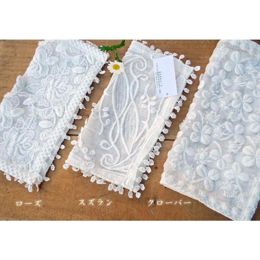 ガーゼタオル 今治発 クローバー スズラン ローズ タオルの糸で描かれたデザイン 日本製 ai ギフト タオルハンカチ 可愛い 北欧 お返し mom |  | 01