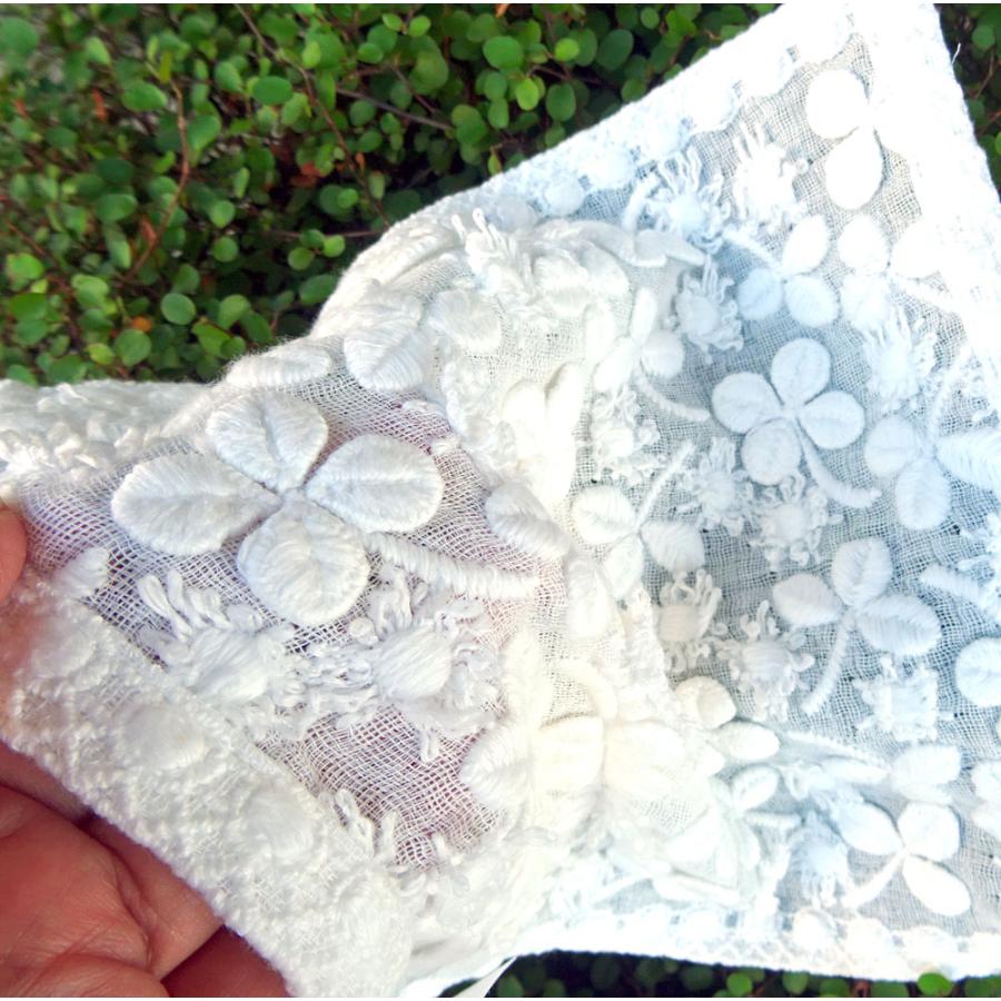 ガーゼタオル 今治発 クローバー スズラン ローズ タオルの糸で描かれたデザイン 日本製 ai ギフト タオルハンカチ 可愛い 北欧 お返し mom |  | 06