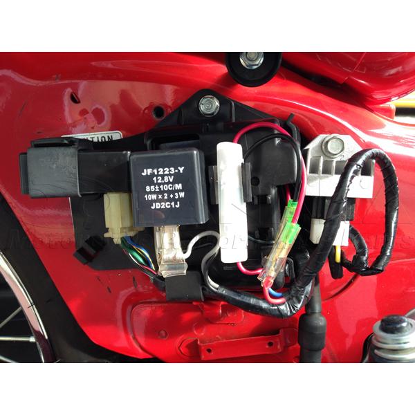 CT110ハンターカブ(P型) 6V→12V化セット(12V変換キット CT110ハンターカブ(P型) 6V→12V化セット(12V変換キット