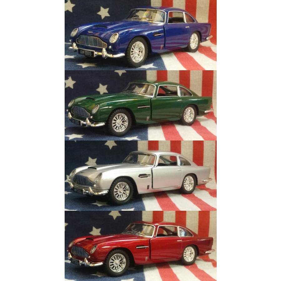 KiNSMART製 プルバックミニカー 1963 アストンマーチン DB5 KiNSMART製 プルバックミニカー 1963 アストンマーチン DB5