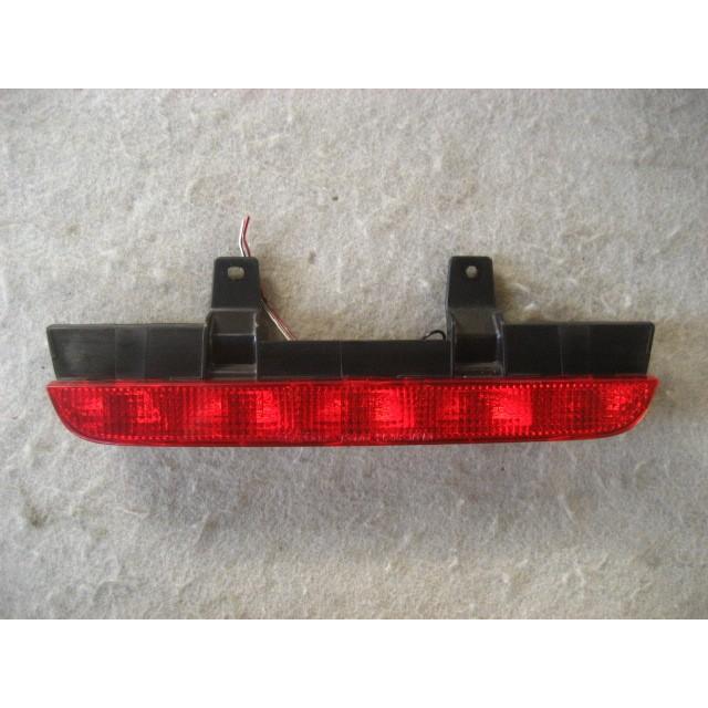 グランビア(VCH16W)用ハイマウントストップランプ 200106 : アイワ車輌