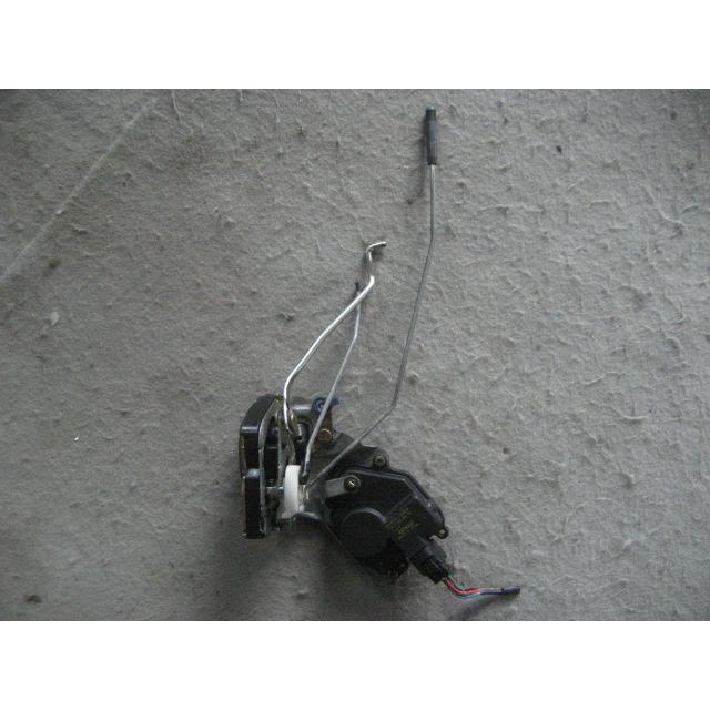 ジムニー(JB23W)用フロントドアロックアクチュエーター右 200602