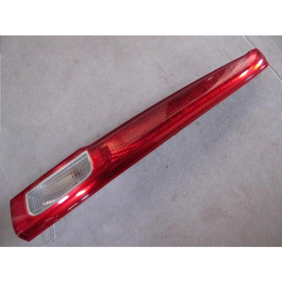 ムーヴ(L160S)用テールランプ右 230406 : 230406-05 : アイワ車輌 ヤフーショップ - 通販 - Yahoo!ショッピング