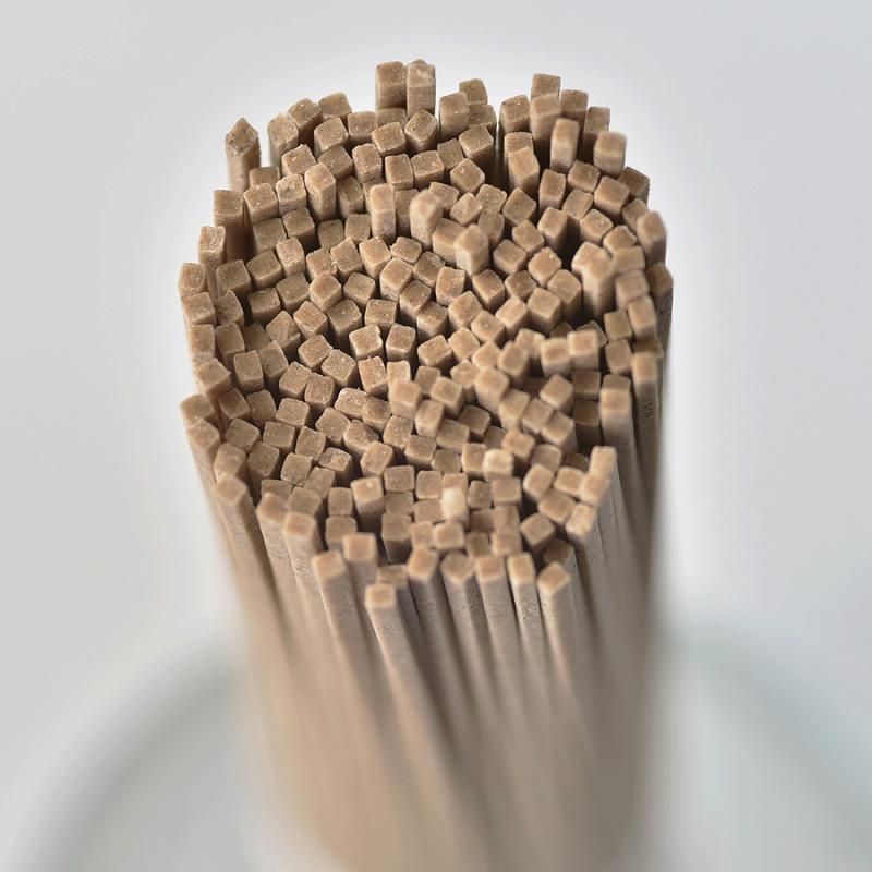 会津製麺　會津蕎麦（180ｇ）20束入　(ダンボール箱入) |  | 02