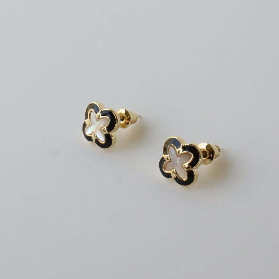 AJIRO ACCESSORY ピアス イヤリング ブラック フラワー 花 プチプラ