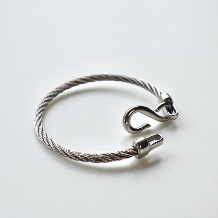 AJIRO ACCESSORY バングル ステンレス シルバー ツイスト フック
