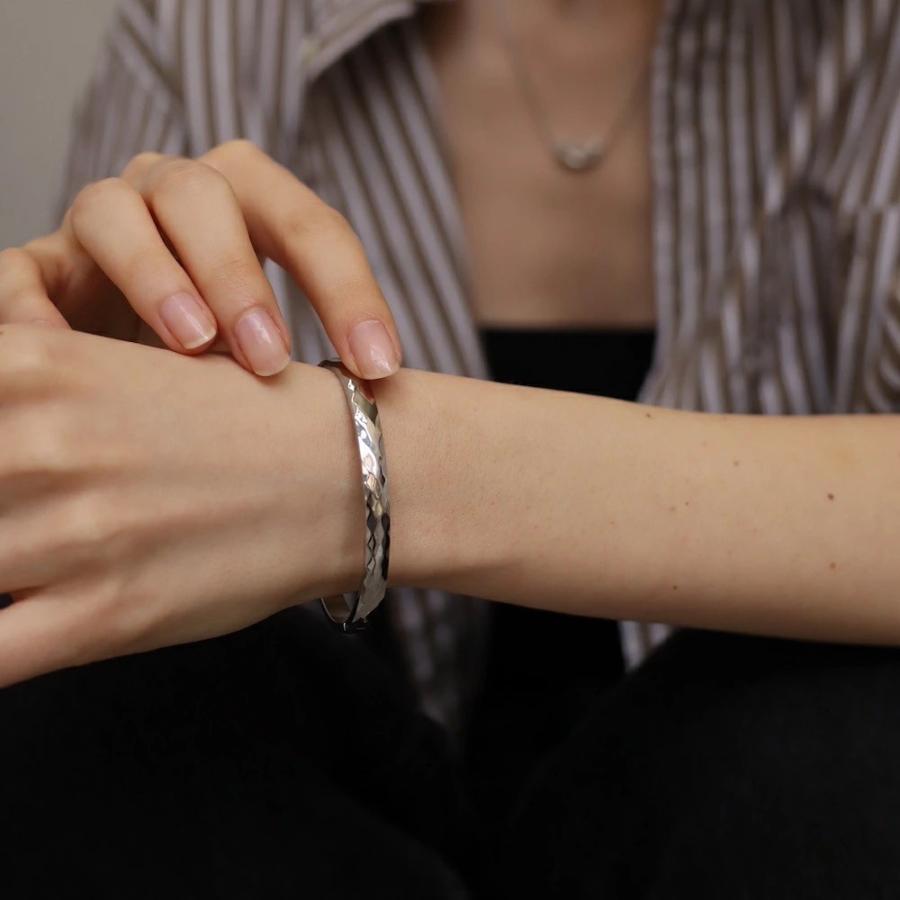 AJIRO ACCESSORY バングル ステンレス 開閉式 ゴールド シルバー