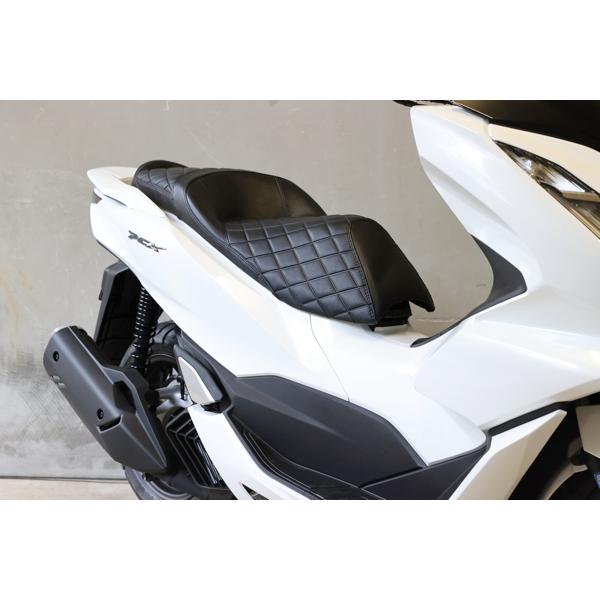 PCX-001 ZEN Helmet Inn Black Seat メットインローダウンシート PCX-001 ZEN Helmet Inn Black Seat メットインローダウンシート