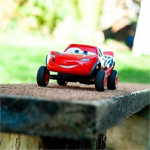 Jada Toys】Disney Pixar Cars 1:24 カーズ ライトニング Jada Toys】Disney Pixar Cars 1:24 カーズ ライトニング