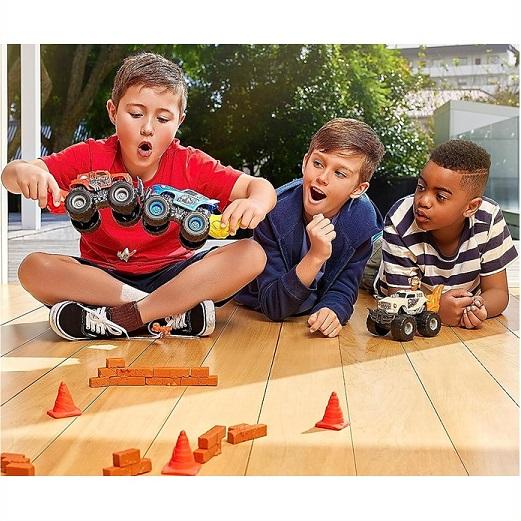 ZURU】 スマッシャーズ モンスタートラック サプライズ(スカルトラック