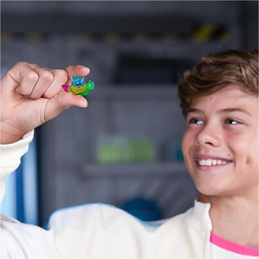 MrBeast Lab Swarms 第二弾　新品未開封　11セット　激レア Amazon.co.jp: MrBeast Lab Swarmsシリーズ2、アトミックシリーズ限定