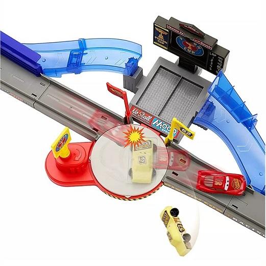 Disney Pixar ディズニー CARS/カーズ】 舌を出した ライトニング