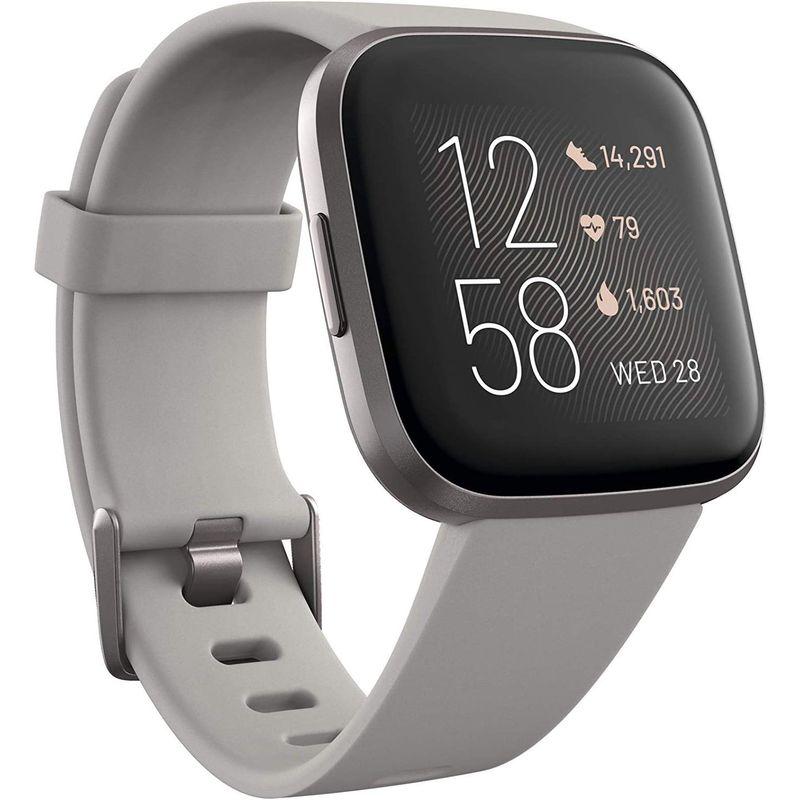 Fitbit Versa 2 スマートウォッチ ストーン/ミストグレー 6日間以上のバッテリーライフ/Alexa搭載     商品情報    【商品名】　Fitbit Versa 2 スマートウォッチ ストーン/ミストグレー TMF1414253473(12487円)