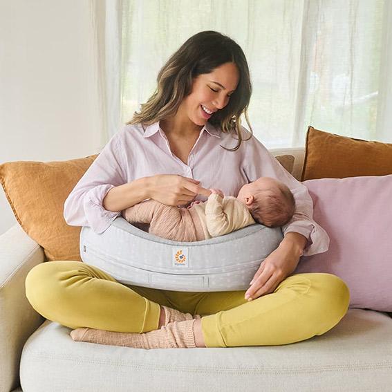 Ergobaby エルゴベビー ナチュラルカーブ・ナーシングピロー ベルト