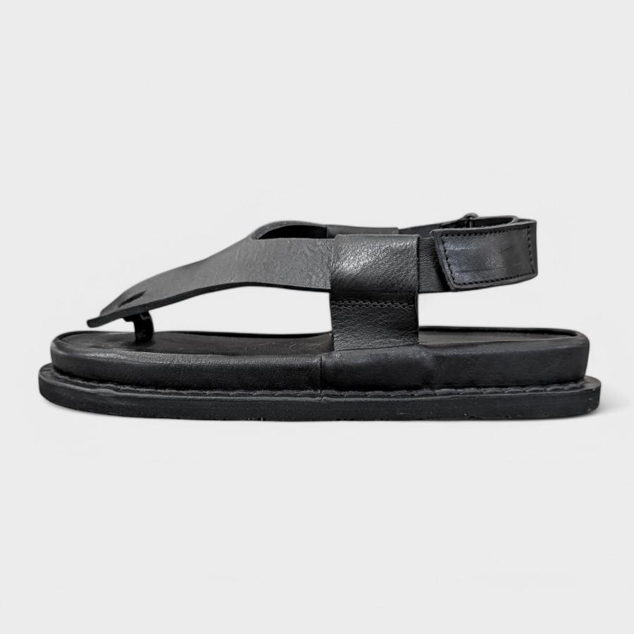 完売品　美品　trippen トリッペン　トングルサンダル黒　38　２４．５～ 完売品 美品 trippen トリッペン トングルサンダル黒 38 24