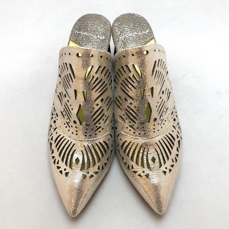 MANA（マナ） ミュール レーザーカット リザード 型押 前つまり 靴