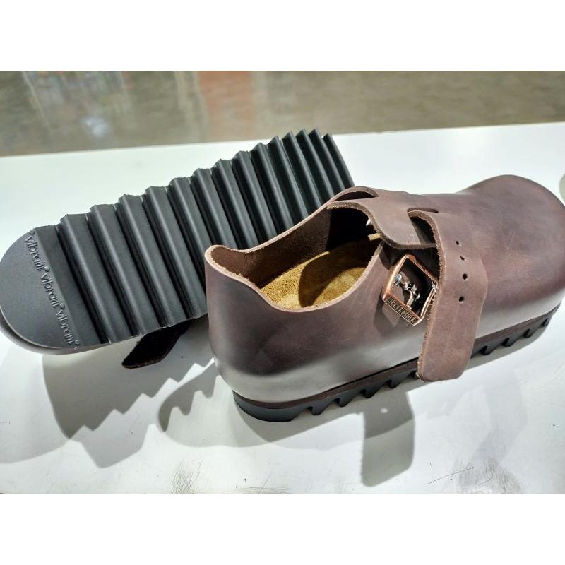 靴修理 ビブラム 7124 BIRKENSTOCK ビルケンシュトック ソール交換