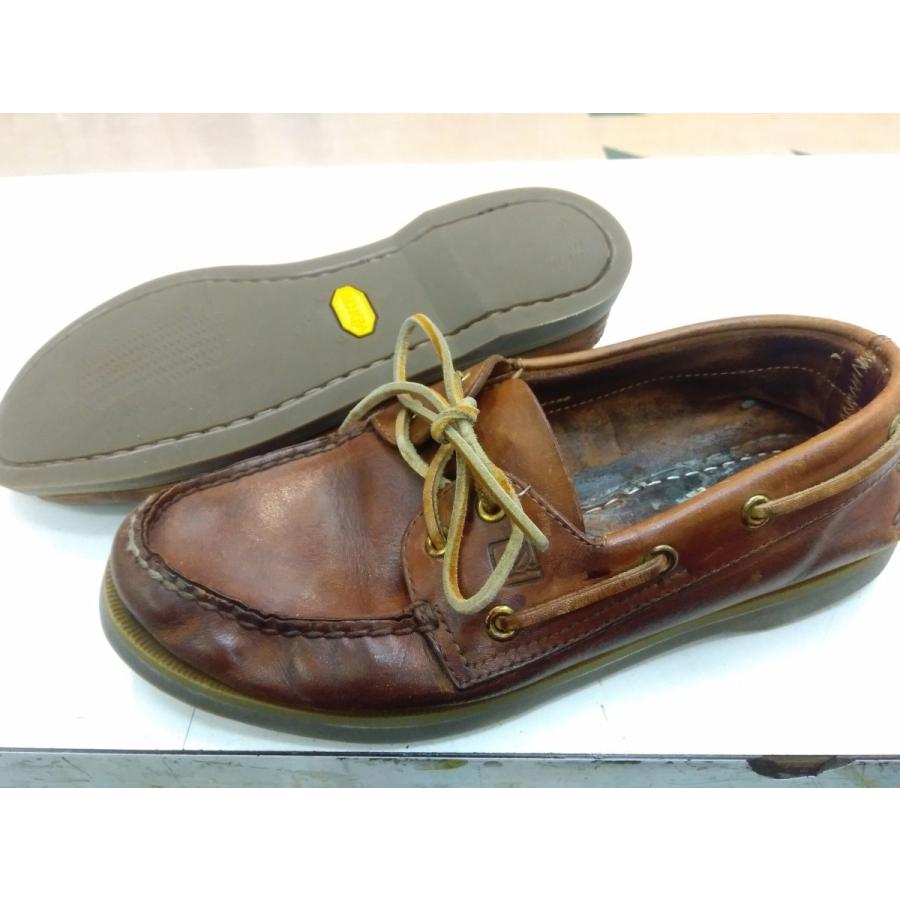 靴修理 デッキシューズ vibram2303PORTO CERVO ソール張り替え 