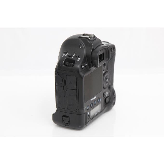 EOS-1D 【全額返金保証】極美品｜キヤノン X ボディ シャッター回数