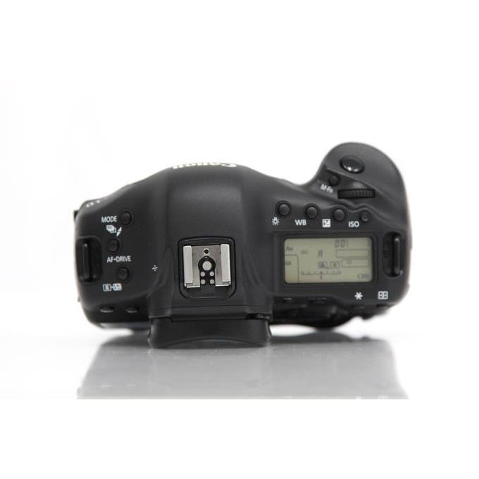 EOS-1D 【全額返金保証】極美品｜キヤノン X ボディ シャッター回数