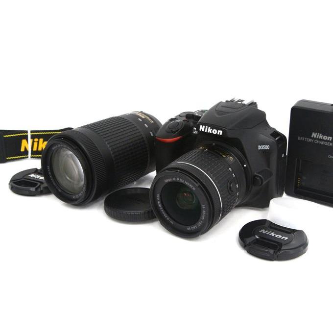 極美品｜ニコン D3500 ダブルズームキット シャッター回数 約4200回 