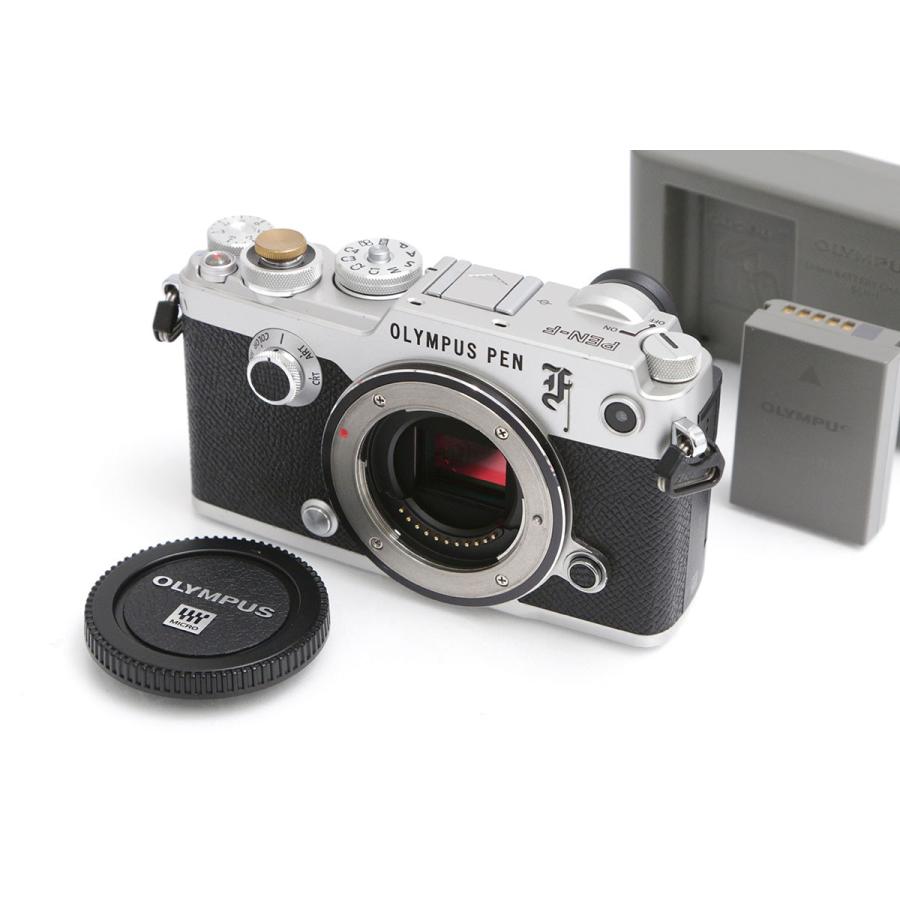 OLYMPUS PEN-F シルバー