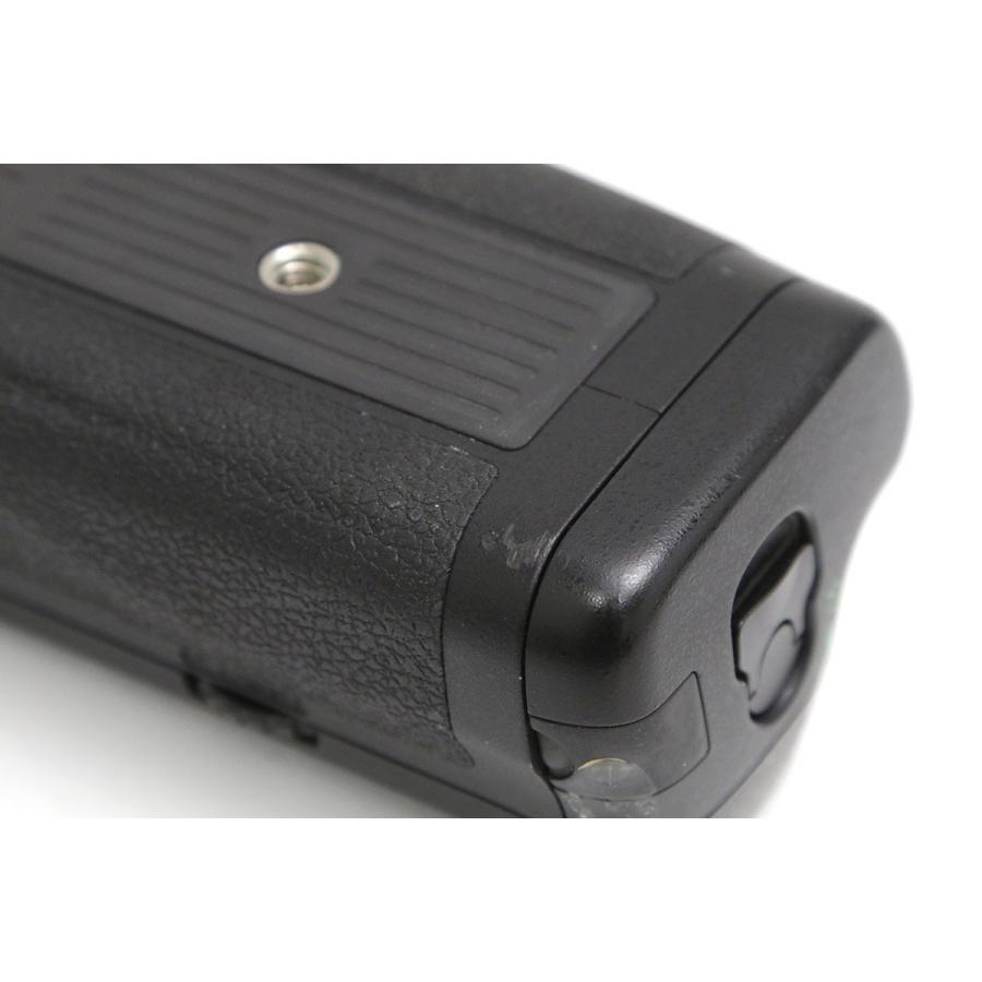ニコン（Nikon） 【全額返金保証】並品｜ニコン MB-D17 D500用 マルチパワーバッテリーパック CA01-B4034-2D1B ...
