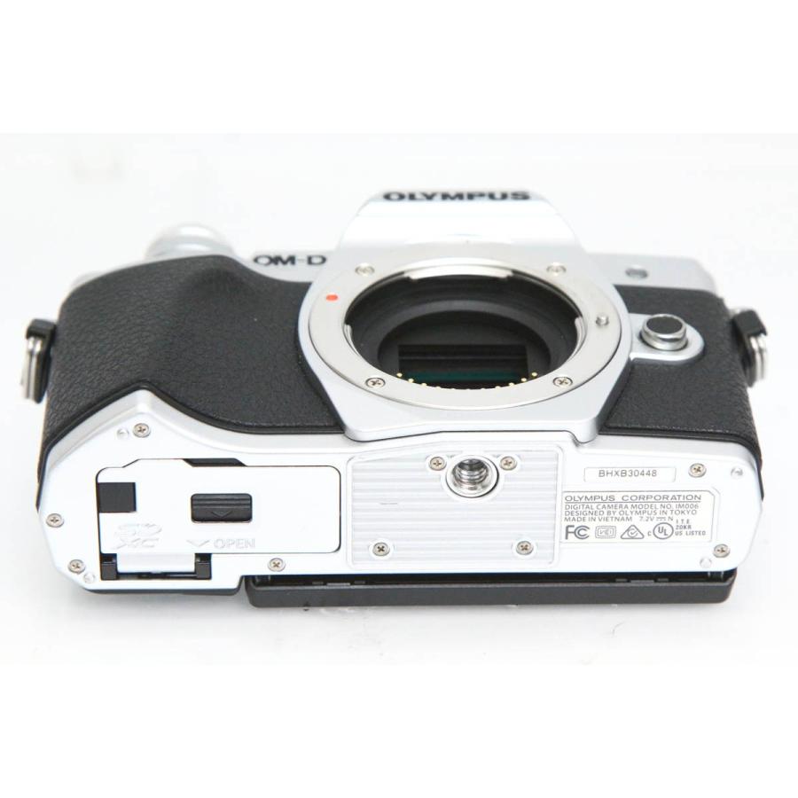 OM-D 【全額返金保証】美品｜オリンパス E-M10 Mark III Wズームキット