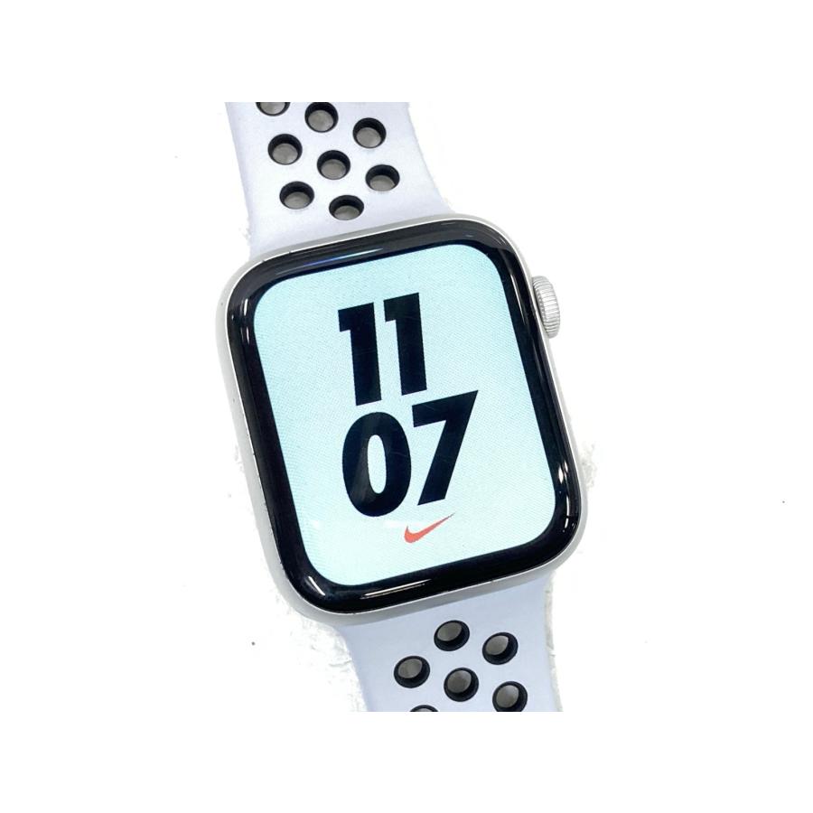 Apple 中古 Apple Watch Series4 Nike+ GPS 44mm シルバーアルミニウム