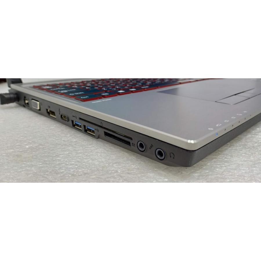 CELSIUS H770 (Core i7-7820HQ 2.9GHz/16GB/SSD 512GB/DVDRW/Wi-Fi/QuadroM1200/Windows10) 【る】