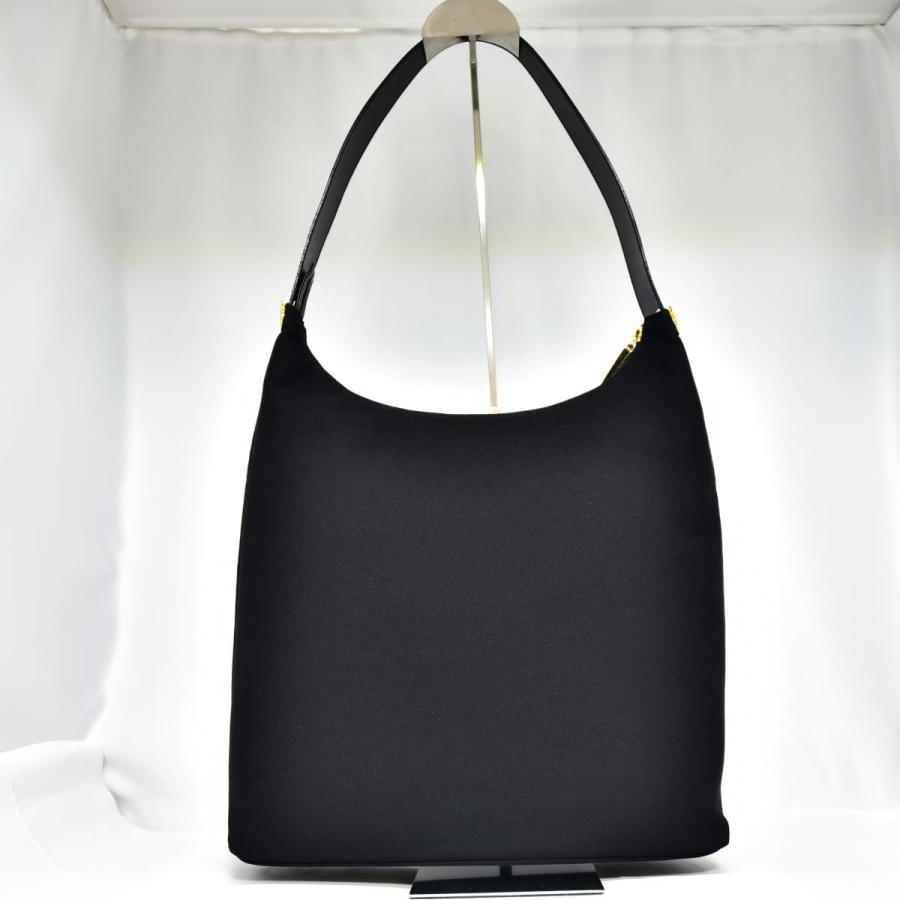 VARA（Salvatore Ferragamo） 極美品 鑑定済 サルバトーレ フェラガモ 