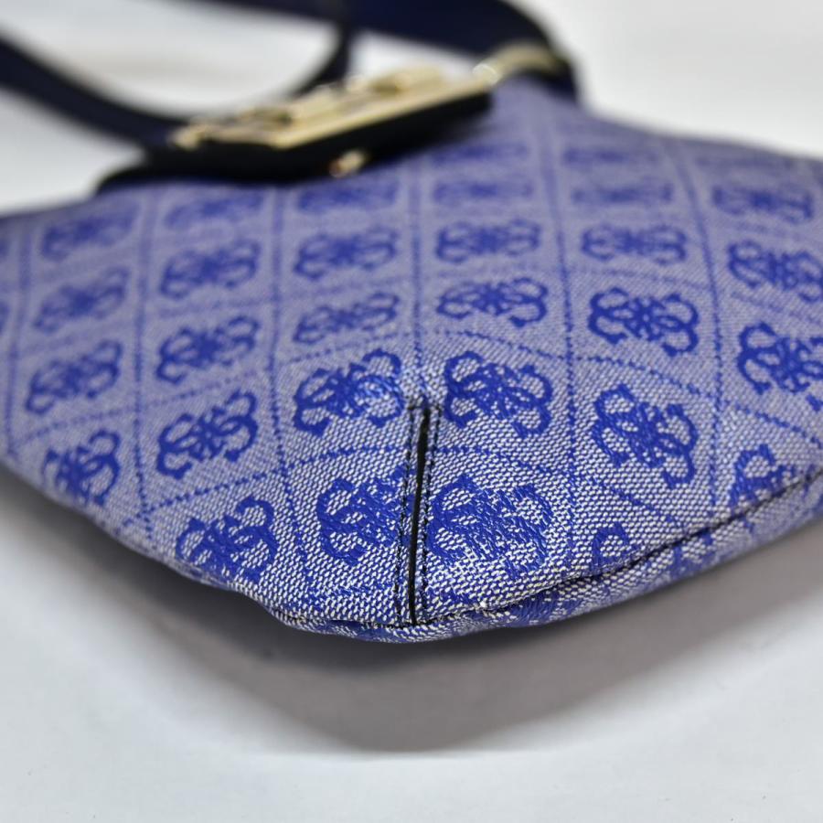 GUESS（ゲス） 未使用に近い 鑑定済 ショルダーバッグ 斜め掛け 