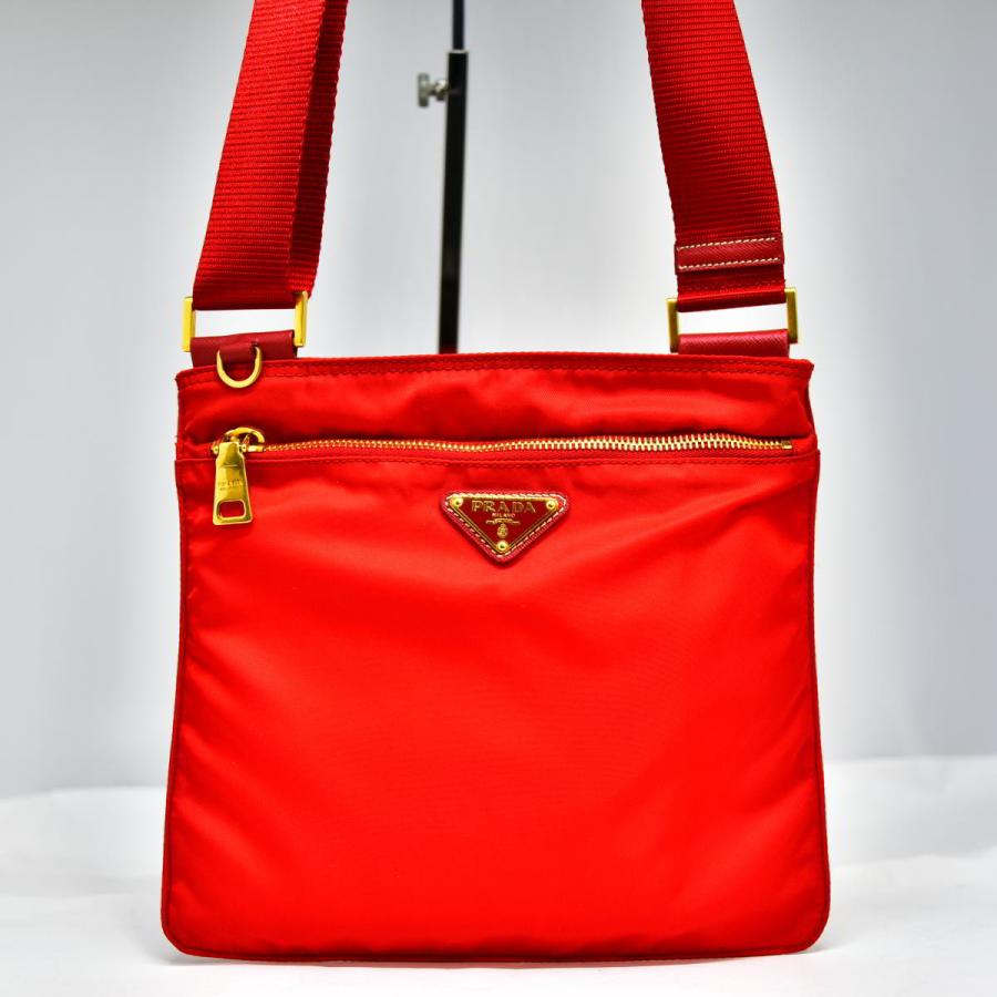 極美品 鑑定済 プラダ PRADA ミニショルダーバッグ 斜め掛け レッド 