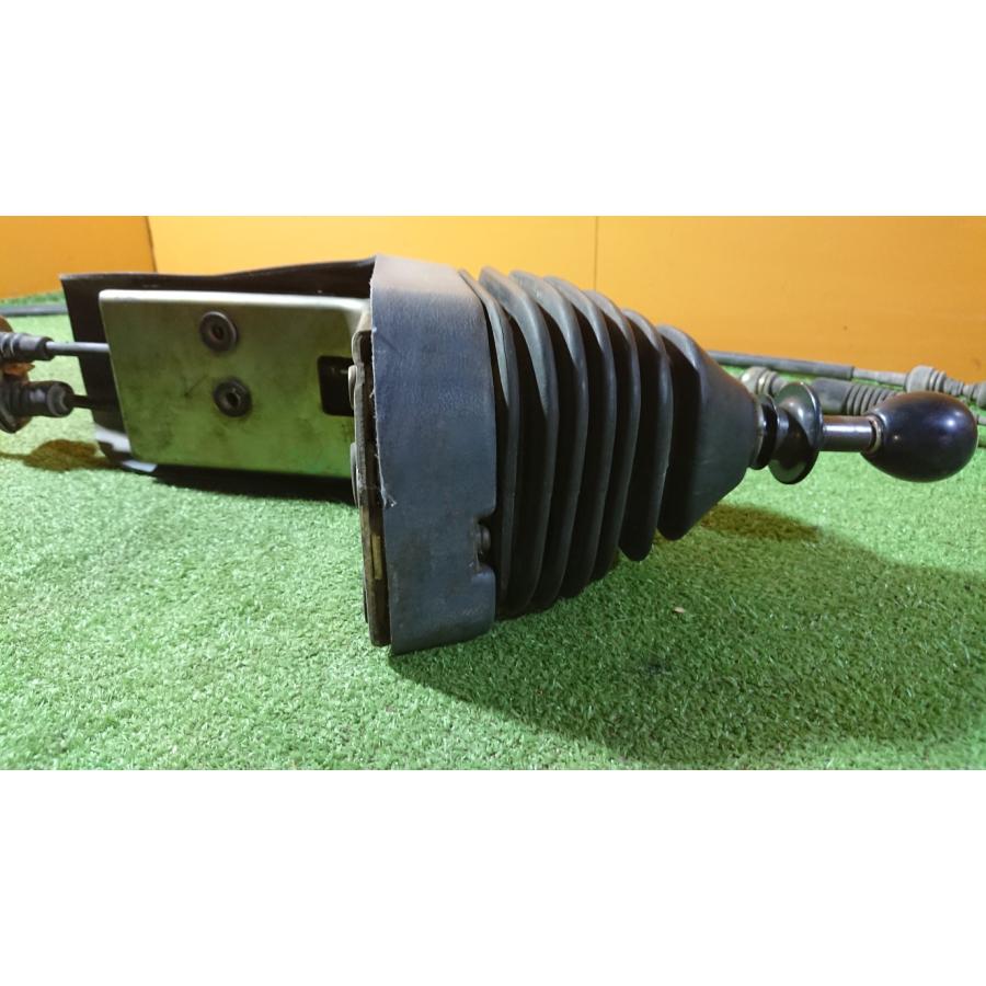 いすゞ（ISUZU） エルフ NHR55E シフトレバー ワイヤー付 純正 : AKT11