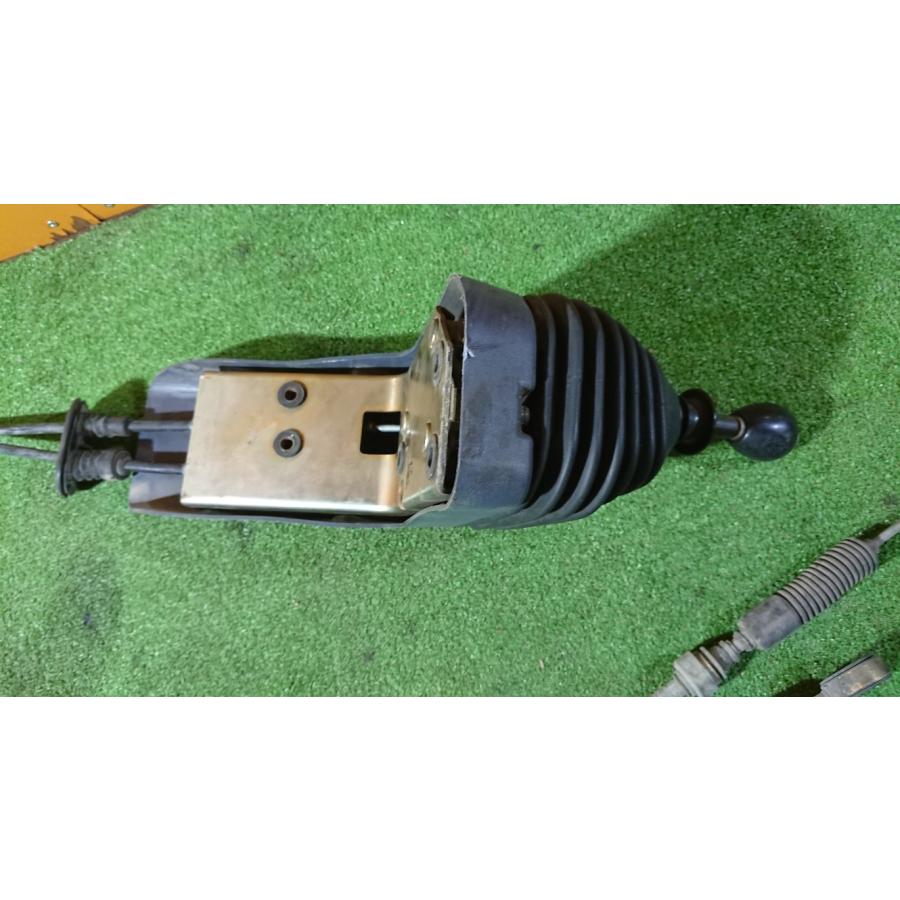 マニュアルシフトレバー  いすゞ エルガ  バス いすゞ（ISUZU） エルフ NHR55E シフトレバー ワイヤー付 純正 : AKT11