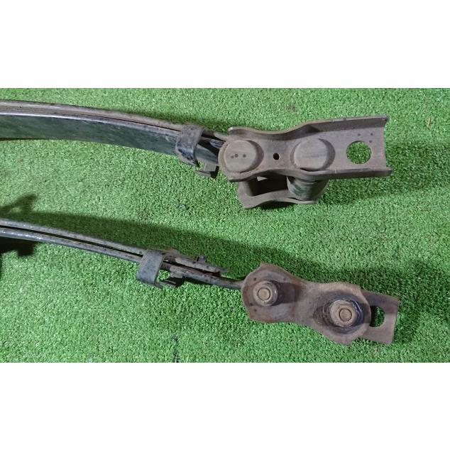 ホンダ（HONDA） バモス HM2 リーフスプリング フロントストラット