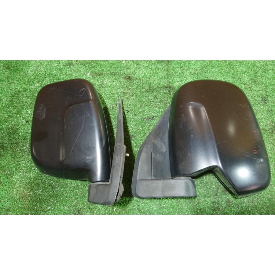 日産（NISSAN） NV100クリッパーバン GBD-U72V サイドミラー 左右 