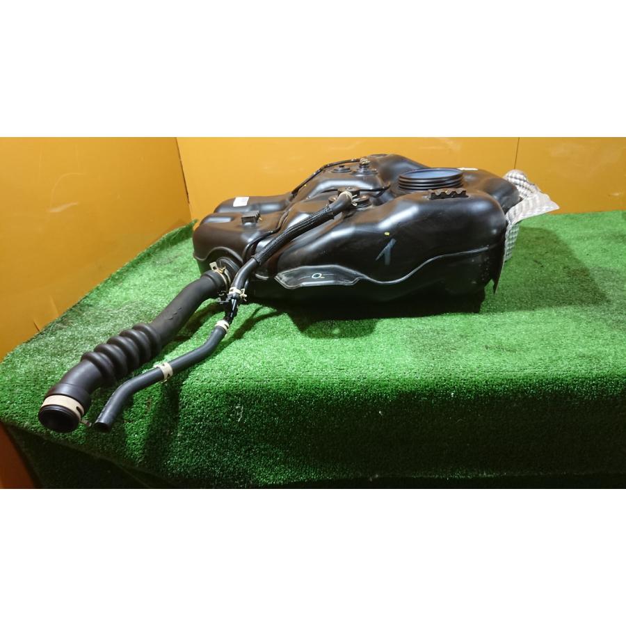 N-BOX 令和4年 ホンダ N-BOXカスタム L ターボ JF3 フューエルタンク