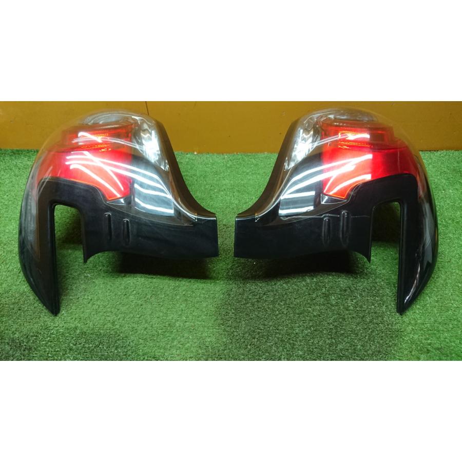 シエンタ(車) トヨタ シエンタ G NSP170G テールライト 左右 純正